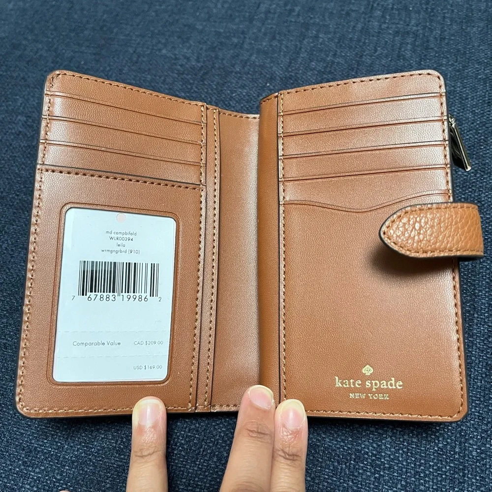 Kate Spade bifold wallet - Picture 4 of 5